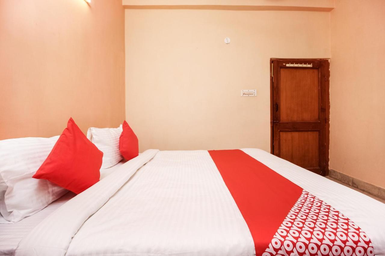 Oyo Hotel Apoorva Deluxe Jaipur Luaran gambar