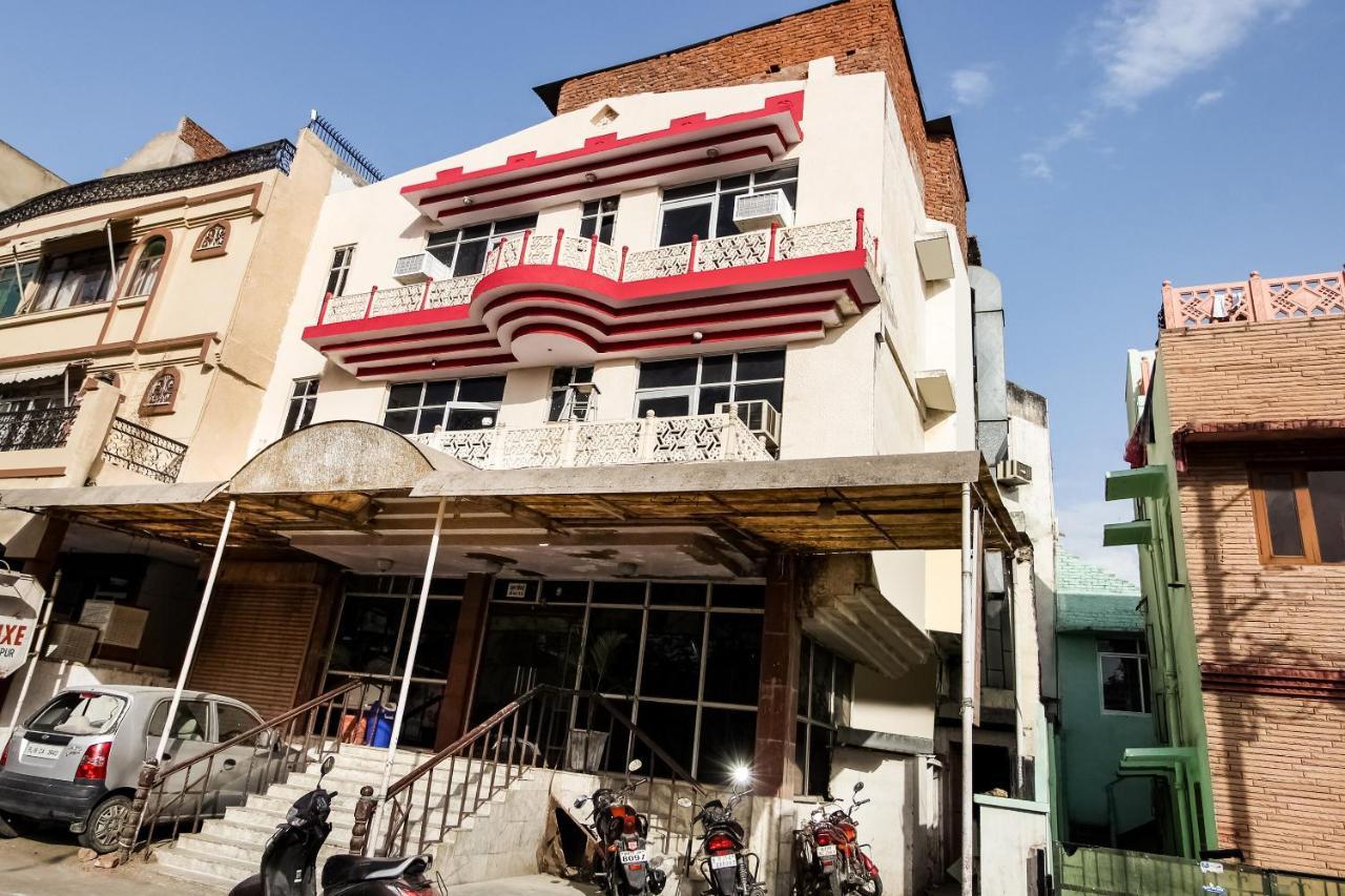 Oyo Hotel Apoorva Deluxe Jaipur Luaran gambar