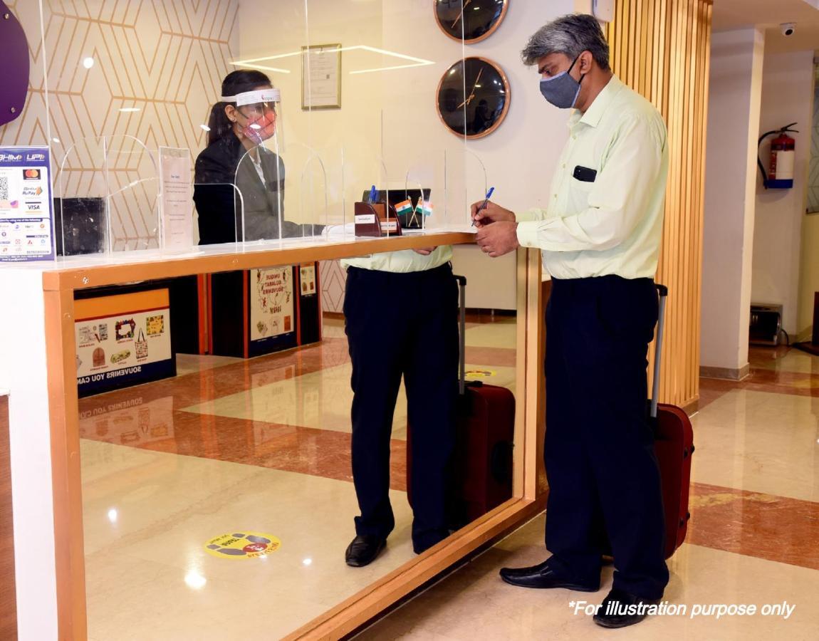 Oyo Hotel Apoorva Deluxe Jaipur Luaran gambar