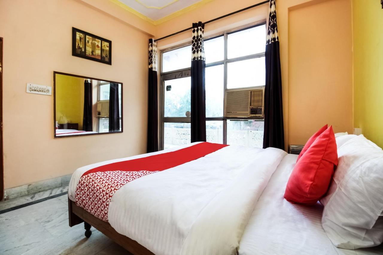 Oyo Hotel Apoorva Deluxe Jaipur Luaran gambar