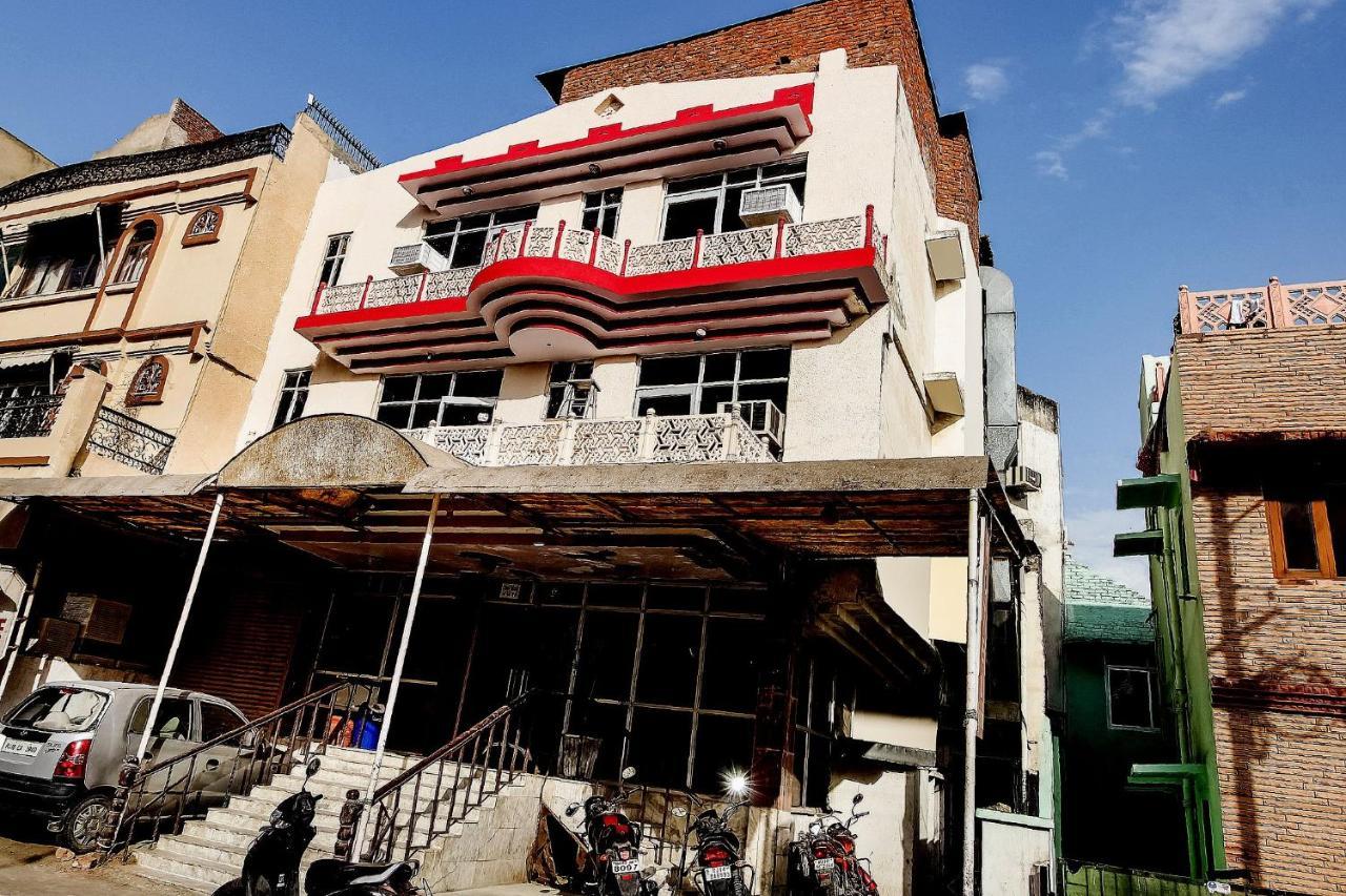 Oyo Hotel Apoorva Deluxe Jaipur Luaran gambar